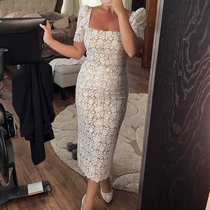 SELF-PORTRAIT
Crystal-embellished guipure lace midi dress